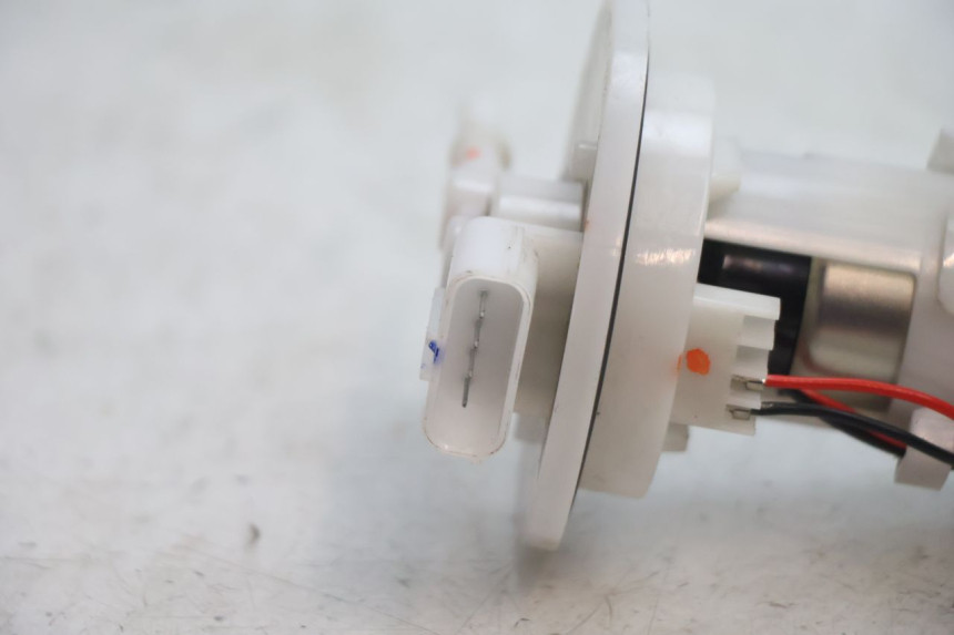 photo de BENZINEPOMP PIAGGIO ZIP 4T 50 (2018 - 2020) - Andere kijkhoek