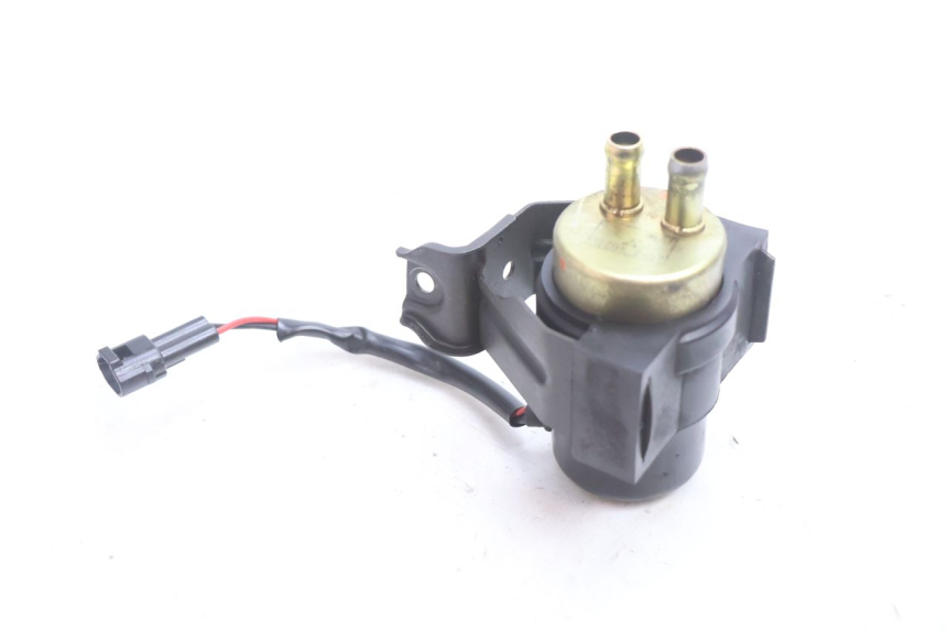 photo de BENZINEPOMP KAWASAKI ZX-6R ZX6R 600 (2000 - 2002) - Andere kijkhoek