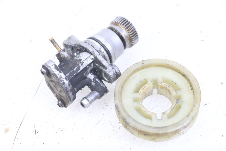 photo de OLIEPOMP MBK BOOSTER SPIRIT 50 (1999 - 2003) - Andere kijkhoek