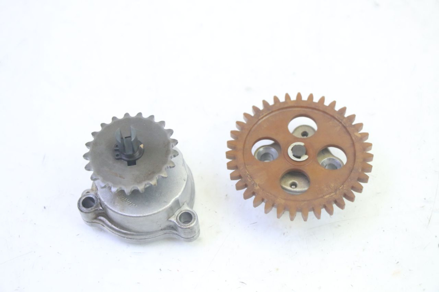 photo de OLIEPOMP SUZUKI BURGMAN EXECUTIVE ABS 650 (2006 - 2012) - Detail van het onderdeel