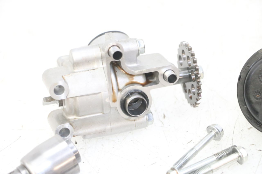 photo de OLIEPOMP HONDA CB R 1000 (2018 - 2023) - Overzicht