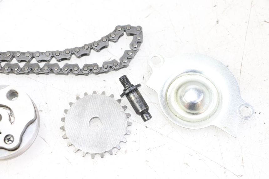 photo de OLIEPOMP DAELIM BESBI 125 (2007 - 2008) - Andere kijkhoek