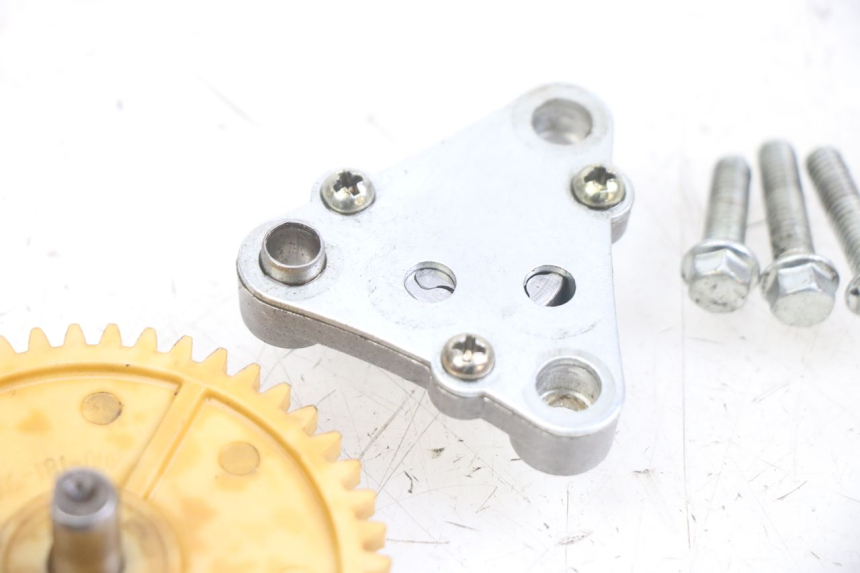 photo de OLIEPOMP JM MOTORS EVOLIS 4T 50 (2018 - 2022) - Zoom op gebruiksstaat