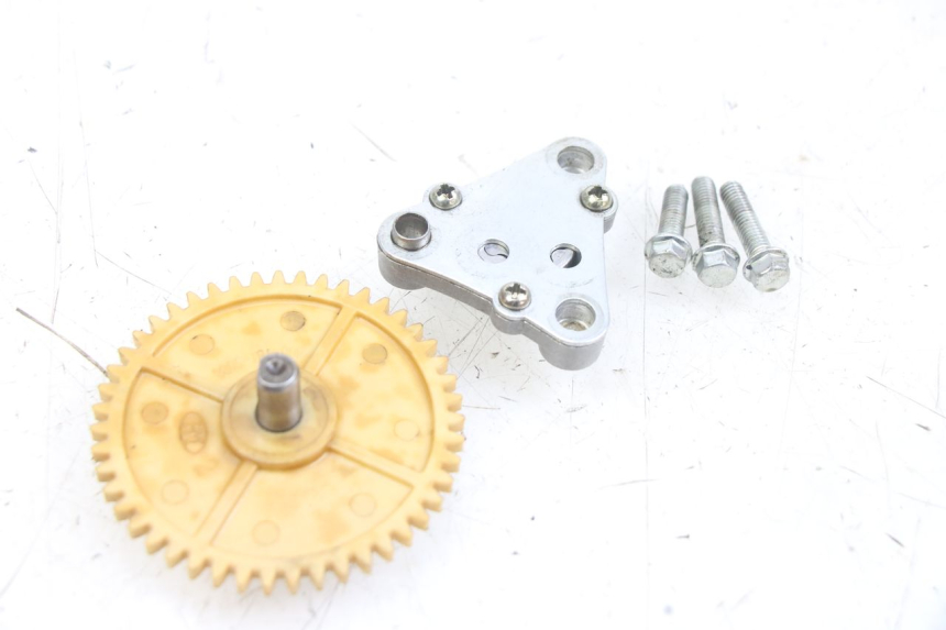 photo de OLIEPOMP JM MOTORS EVOLIS 4T 50 (2018 - 2022) - Andere kijkhoek