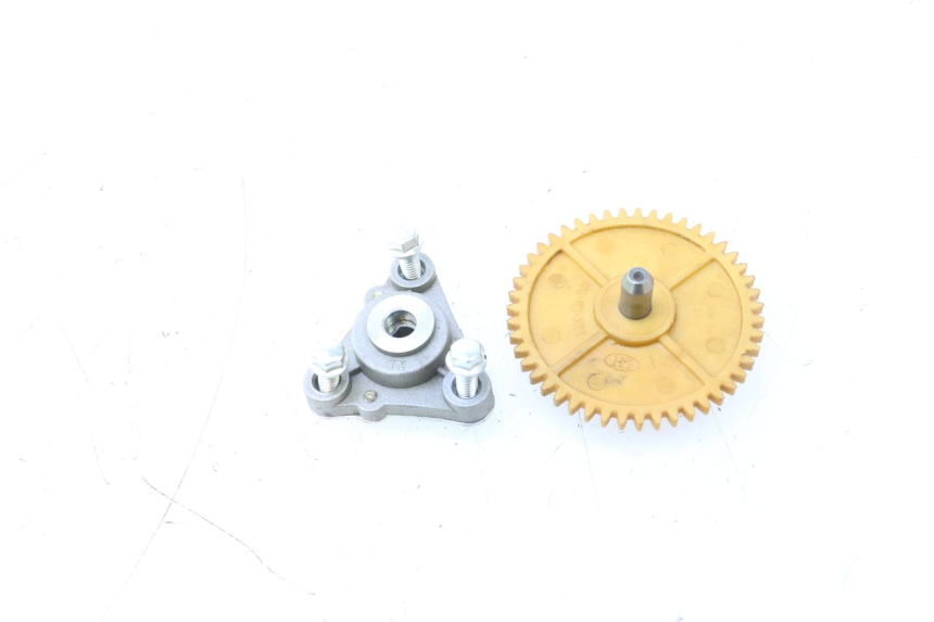 photo de OLIEPOMP JM MOTORS F45i 4T 50 (2020 - 2023) - Hoofdaanzicht