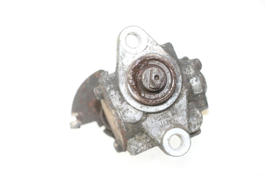 photo de OLIEPOMP HONDA FES PANTHEON 2T 125 (1998 - 2002) - Detail van het onderdeel