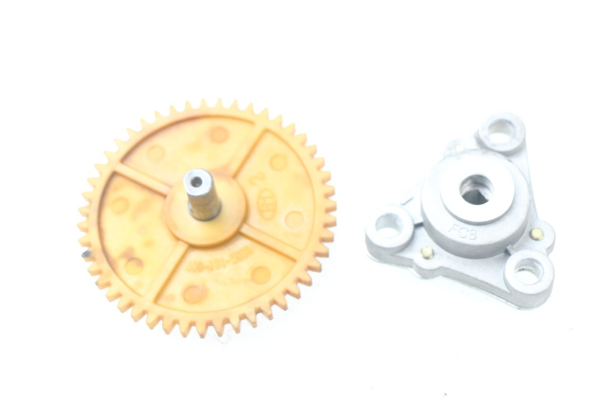 photo de OLIEPOMP PEUGEOT KISBEE 4T 50 (2010 - 2017) - Detail van het onderdeel