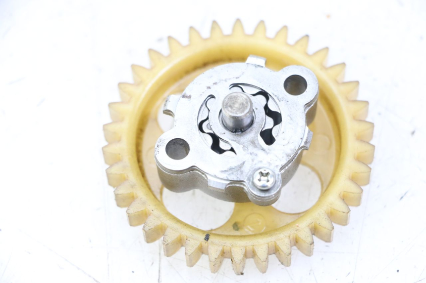 photo de OLIEPOMP MBK MW TRYPTIK 125 (2014 - 2016) - Detail van het onderdeel