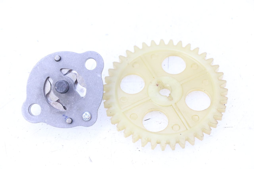 photo de OLIEPOMP SYM ORBIT III 3 4T 50 (2021 - 2025) - Zoom op gebruiksstaat