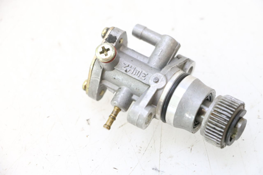 photo de OLIEPOMP TNT MOTOR ROMA 12' 2T 50 (2007 - 2018) - Andere kijkhoek