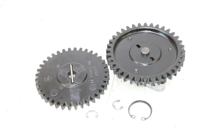 photo de OLIEPOMP PEUGEOT SATELIS COMPRESSOR K15 125 (2006 - 2009) - Detail van het onderdeel