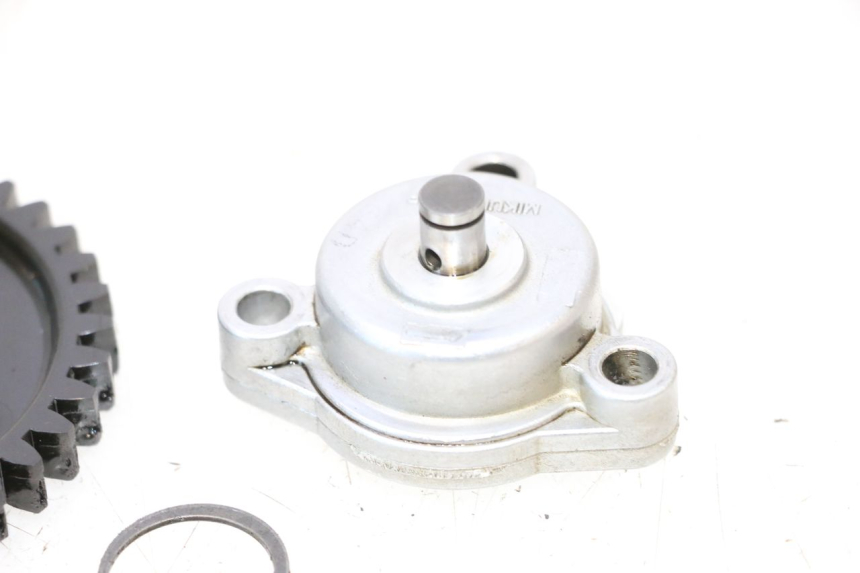 photo de OLIEPOMP PEUGEOT SATELIS COMPRESSOR K15 125 (2006 - 2009) - Technische close-up