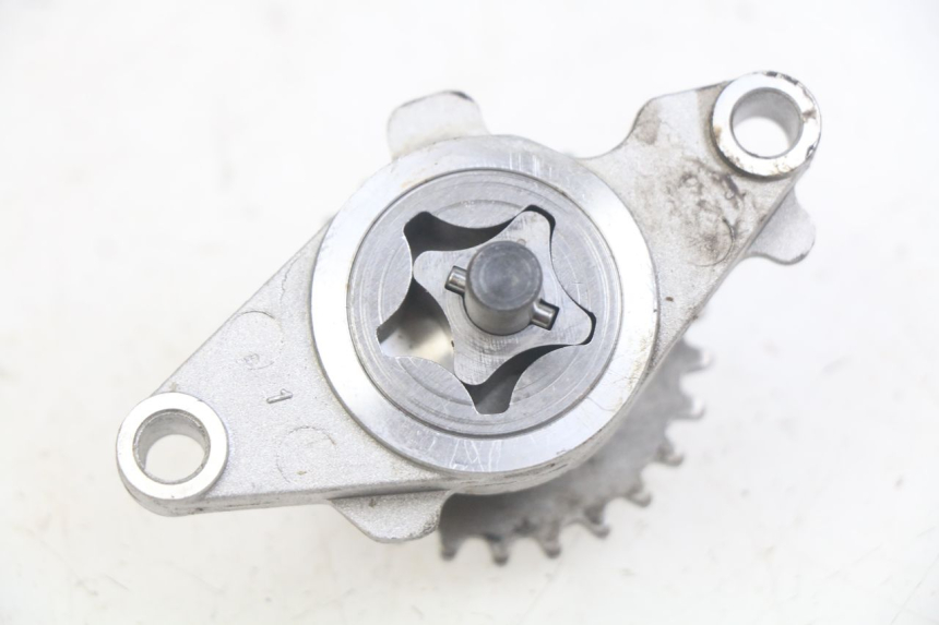 photo de OLIEPOMP APRILIA SCARABEO LIGHT 125 (2007 - 2011) - Hoofdaanzicht