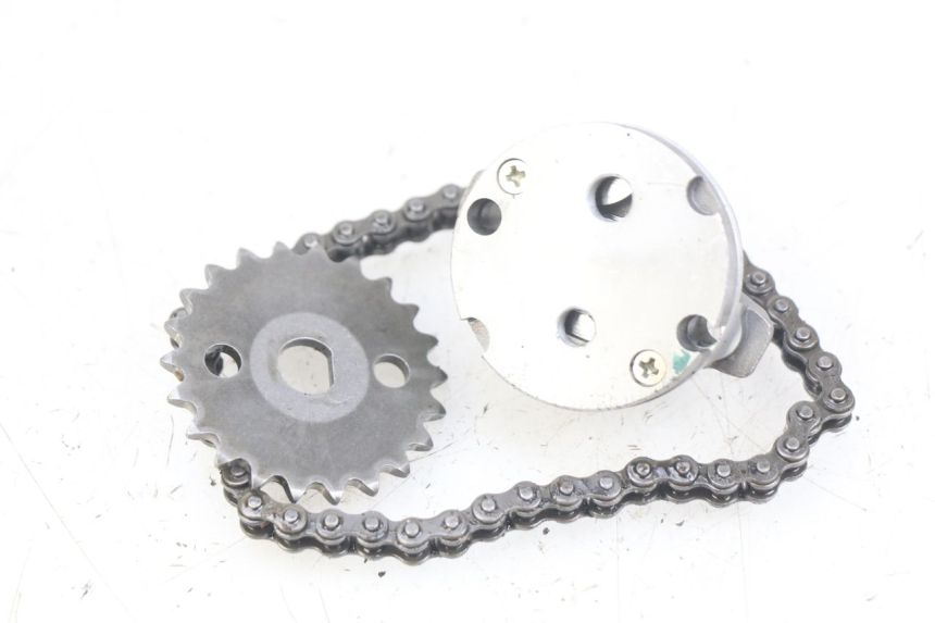 photo de OLIEPOMP APRILIA SCARABEO 100 (2003 - 2012) - Detail van het onderdeel