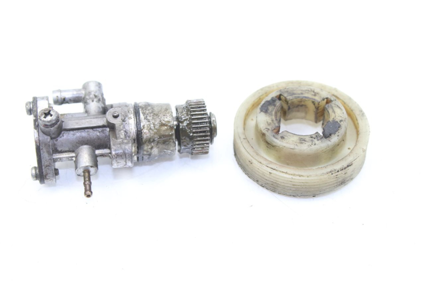 photo de OLIEPOMP YAMAHA SLIDER NAKED 50 (2004 - 2018) - Zoom op gebruiksstaat