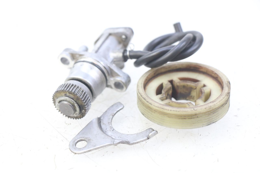 photo de OLIEPOMP YAMAHA SLIDER NAKED 50 (2004 - 2018) - Hoofdaanzicht