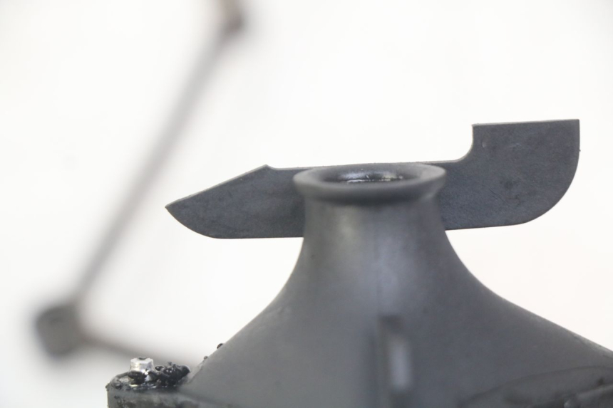 photo de OLIEPOMP TRIUMPH SPRINT ST 955 (1999 - 2001) - Technische close-up