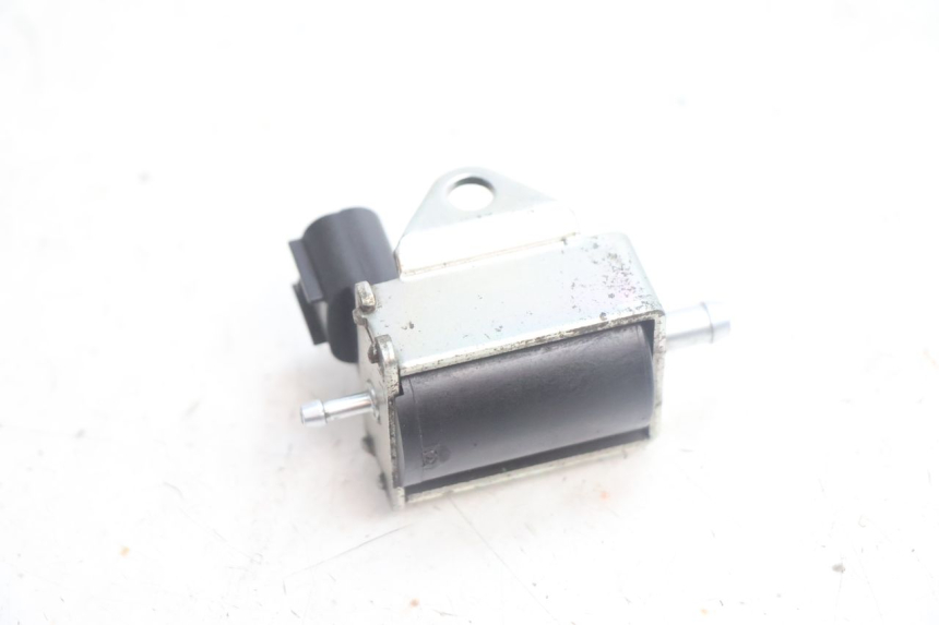 photo de OLIEPOMP PEUGEOT STREETZONE NAKED 2T 50 (2014 - 2018) - Andere kijkhoek