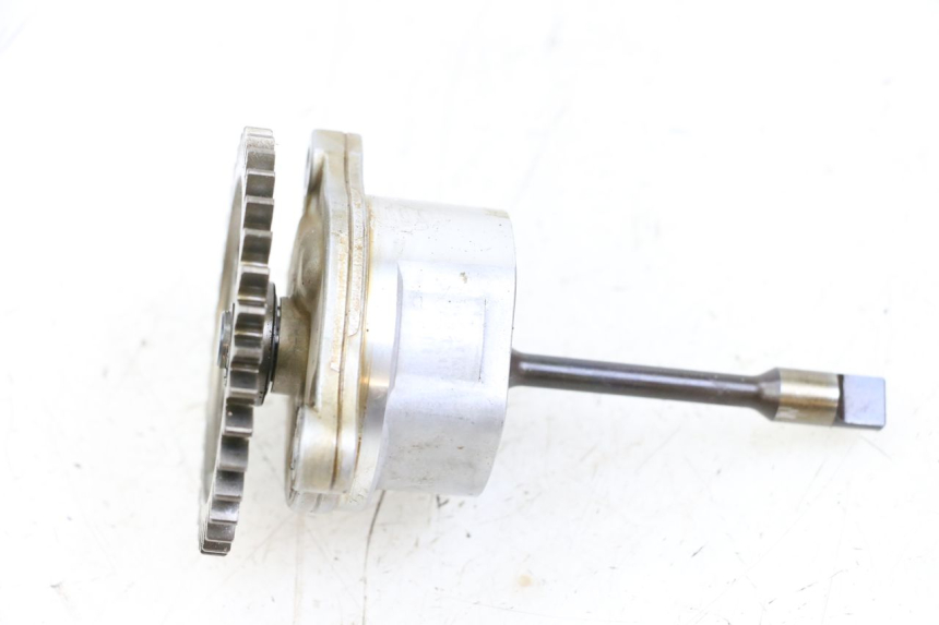 photo de OLIEPOMP SUZUKI GSR 750 (2011 - 2017) - Andere kijkhoek