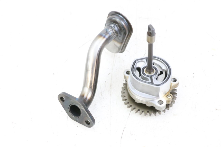 photo de OLIEPOMP SUZUKI GSR 750 (2011 - 2017) - Technische close-up