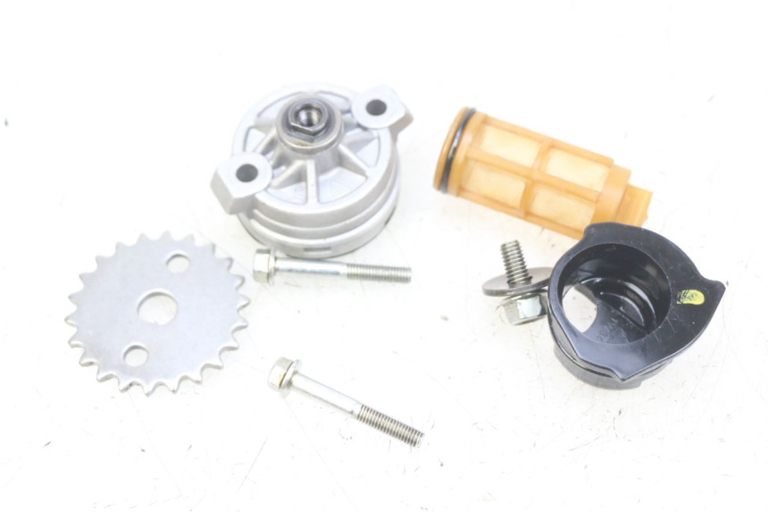 photo de OLIEPOMP PIAGGIO VESPA GTS IGET ABS 125 (2017 - 2023) - Hoofdaanzicht