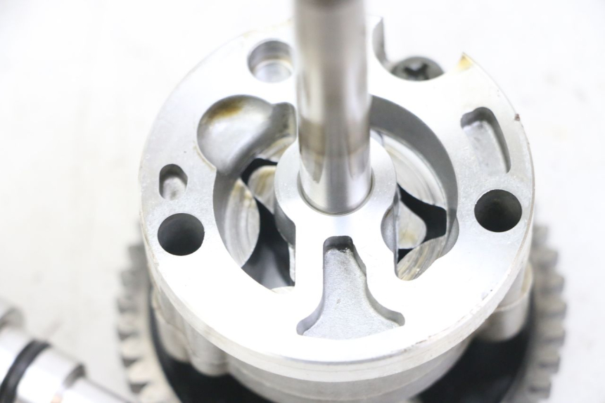 photo de OLIEPOMP YAMAHA FZS FAZER 600 (2001 - 2003) - Zoom op gebruiksstaat