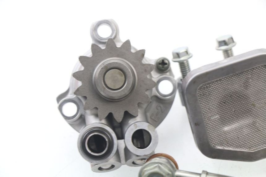 photo de OLIEPOMP YAMAHA YZ-F YZF 250 (2007 - 2013) - Bevestigingspunten