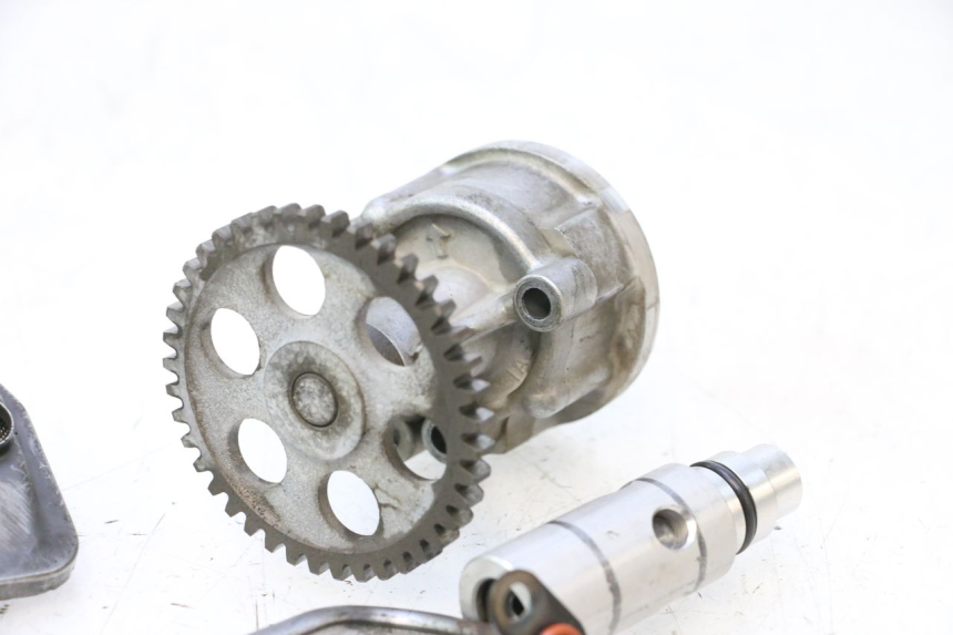 photo de OLIEPOMP YAMAHA YZF R GENESIS 750 (1993 - 1998) - Bevestigingspunten