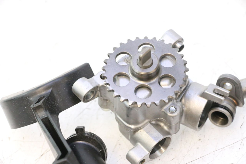 photo de OLIEPOMP YAMAHA YZF R6 600 (2008 - 2009) - Staat van het oppervlak