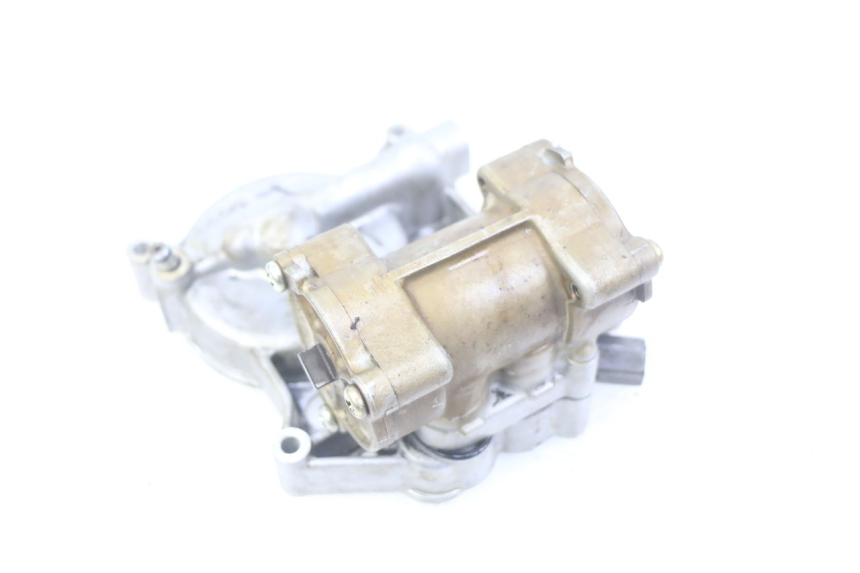 photo de OLIEPOMP KAWASAKI ZEPHYR 1100 ( - 1995) - Zoom op gebruiksstaat