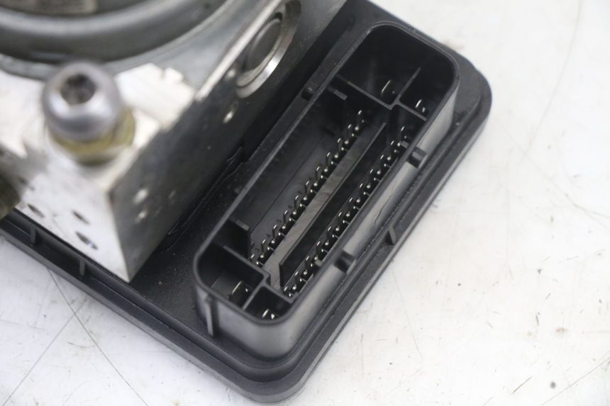 photo de ABS-POMP BMW S RR ABS S1000RR 1000 (2015 - 2018) - Technische close-up