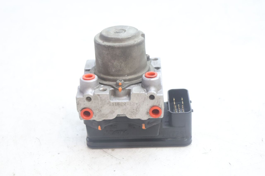 photo de ABS-POMP SUZUKI BURGMAN EXECUTIVE ABS 650 (2006 - 2012) - Andere kijkhoek