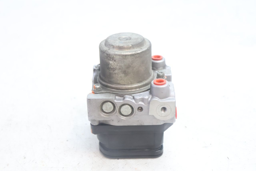 photo de ABS-POMP SUZUKI BURGMAN EXECUTIVE ABS 650 (2006 - 2012) - Technische close-up
