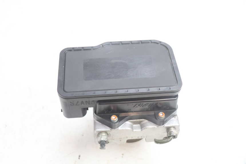 photo de ABS-POMP SUZUKI BURGMAN EXECUTIVE ABS 650 (2006 - 2012) - Staat van het oppervlak
