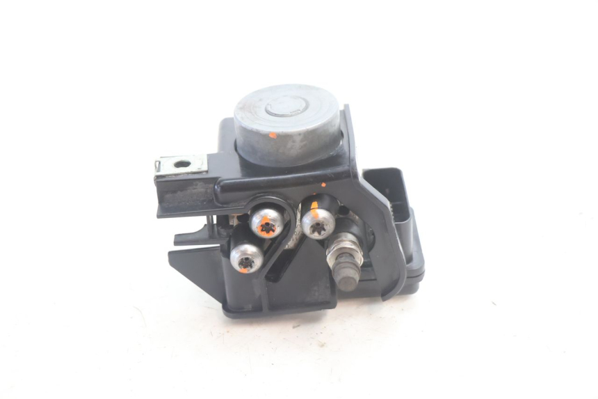 photo de ABS-POMP BMW C SPORT 650 (2015 - 2021) - Hoofdaanzicht