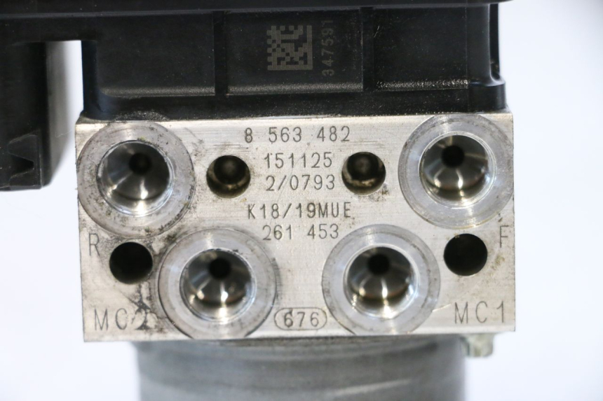 photo de ABS-POMP BMW C SPORT 650 (2015 - 2021) - Zoom op componenten