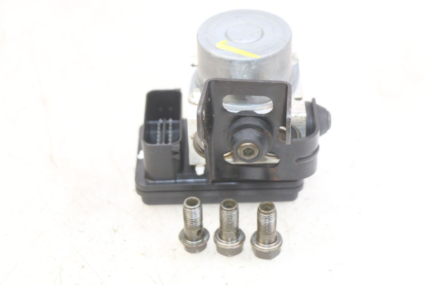 photo de ABS-POMP KYMCO DOWNTOWN ABS 125 (2015 - 2017) - Kenmerkende details