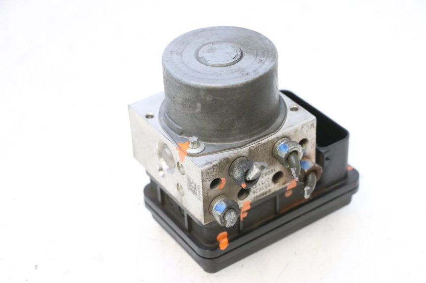 photo de ABS-POMP KAWASAKI ER-6 ER6 F ABS 650 (2012 - 2016) - Bevestigingspunten