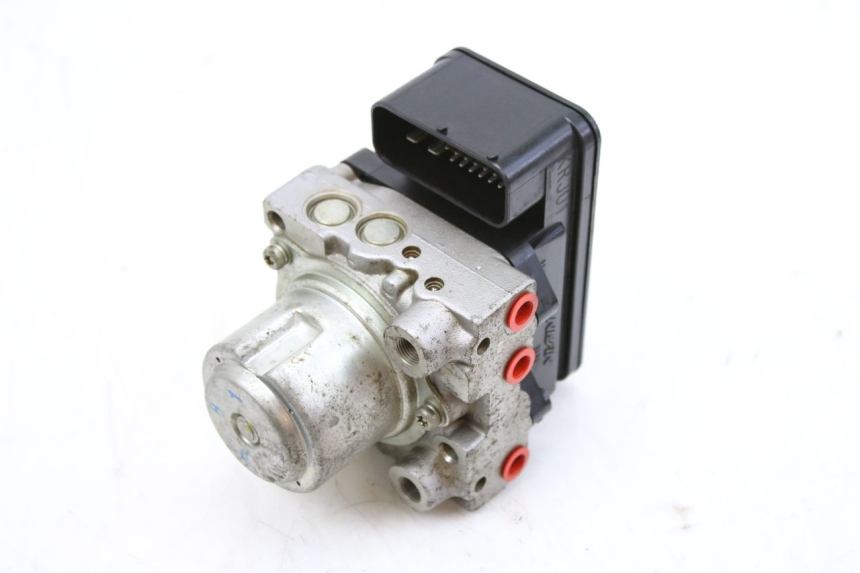 photo de ABS-POMP HONDA FES S-WING SWING ABS 125 (2007 - 2015) - Overzicht