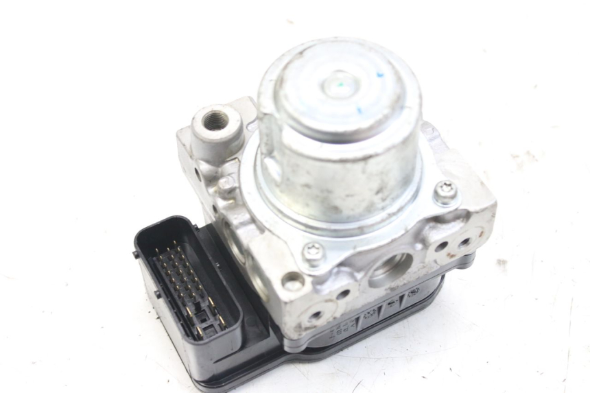 photo de ABS-POMP HONDA FES S-WING SWING ABS 125 (2007 - 2015) - Hoofdaanzicht