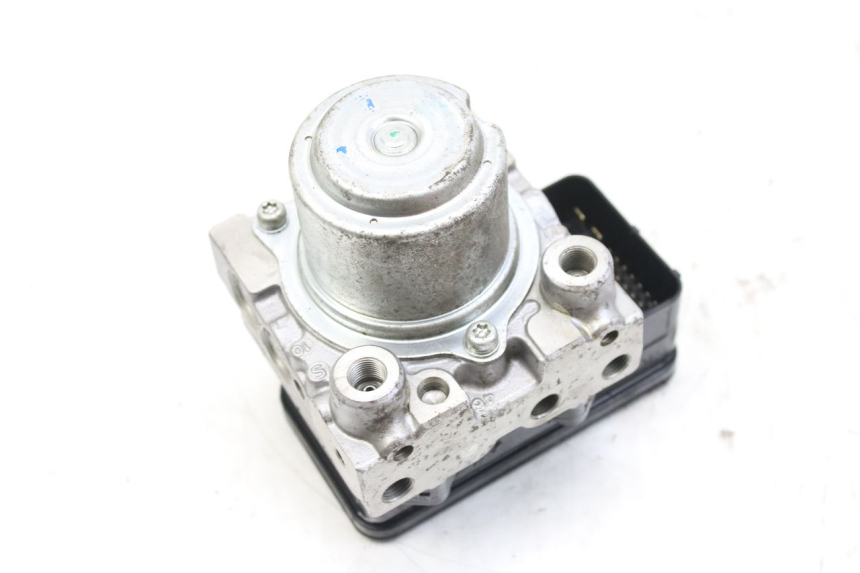 photo de ABS-POMP HONDA FES S-WING SWING ABS 125 (2007 - 2015) - Staat van het oppervlak