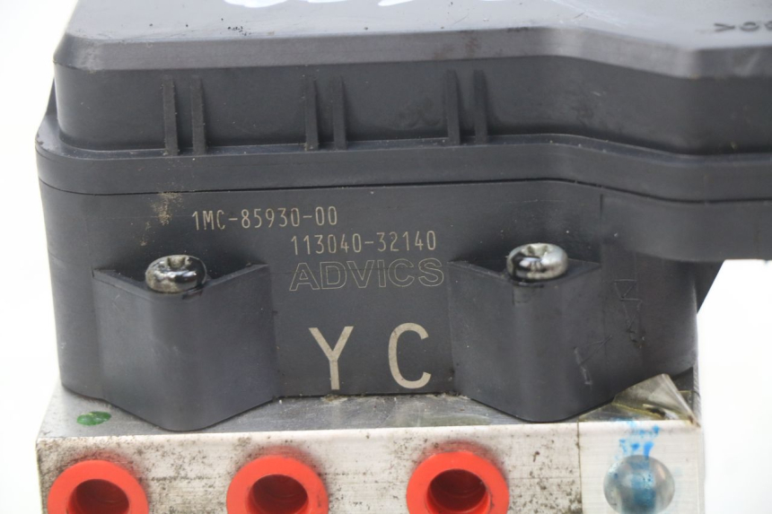 photo de ABS-POMP YAMAHA FJR ABS 1300 (2016 - 2020) - Andere kijkhoek