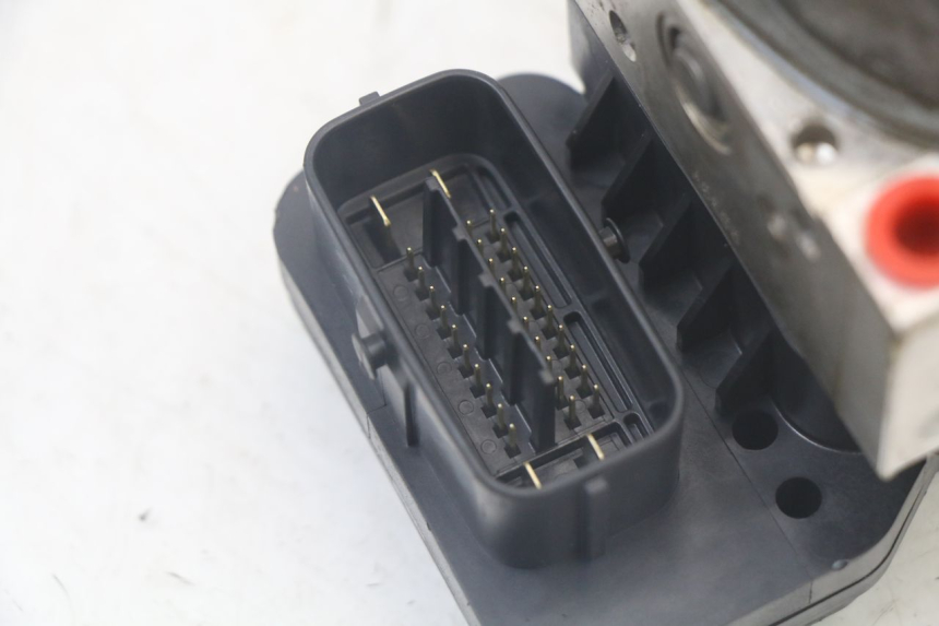 photo de ABS-POMP YAMAHA FJR ABS 1300 (2006 - 2012) - Staat van het oppervlak