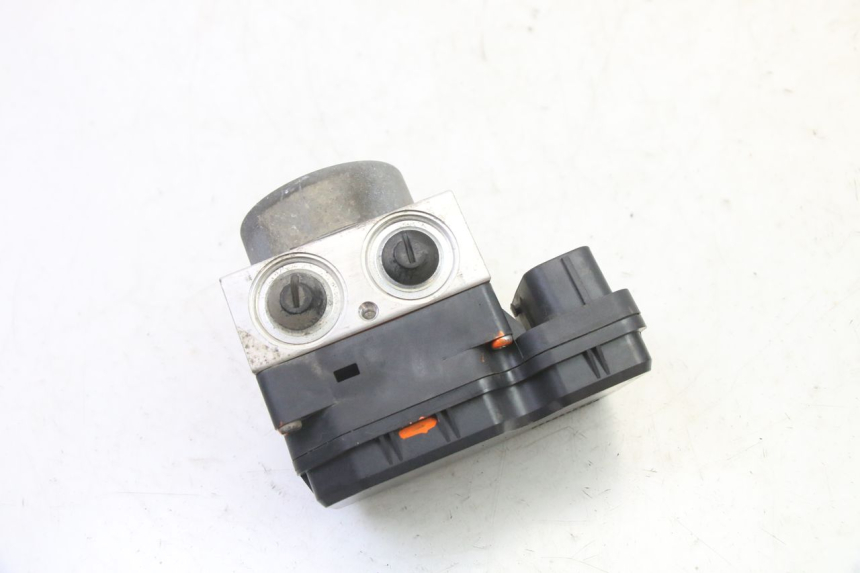 photo de ABS-POMP YAMAHA FJR ABS 1300 (2016 - 2020) - Staat van het oppervlak