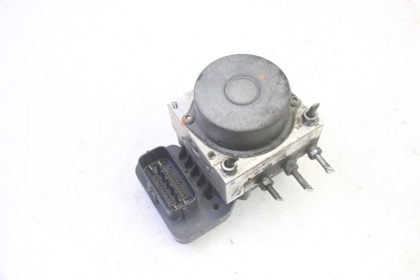 photo de ABS-POMP YAMAHA FJR ABS 1300 (2006 - 2012) - Zoom op gebruiksstaat