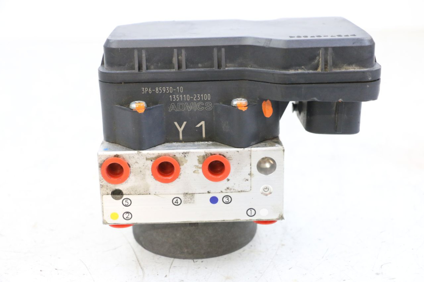 photo de ABS-POMP YAMAHA FJR ABS 1300 (2006 - 2012) - Zoom op gebruiksstaat