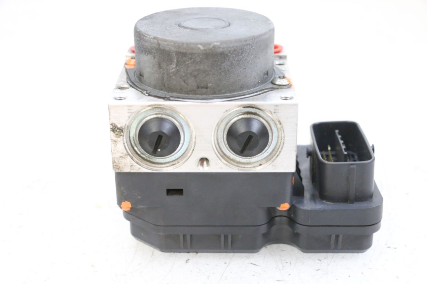 photo de ABS-POMP YAMAHA FJR ABS 1300 (2006 - 2012) - Markeringen en referenties