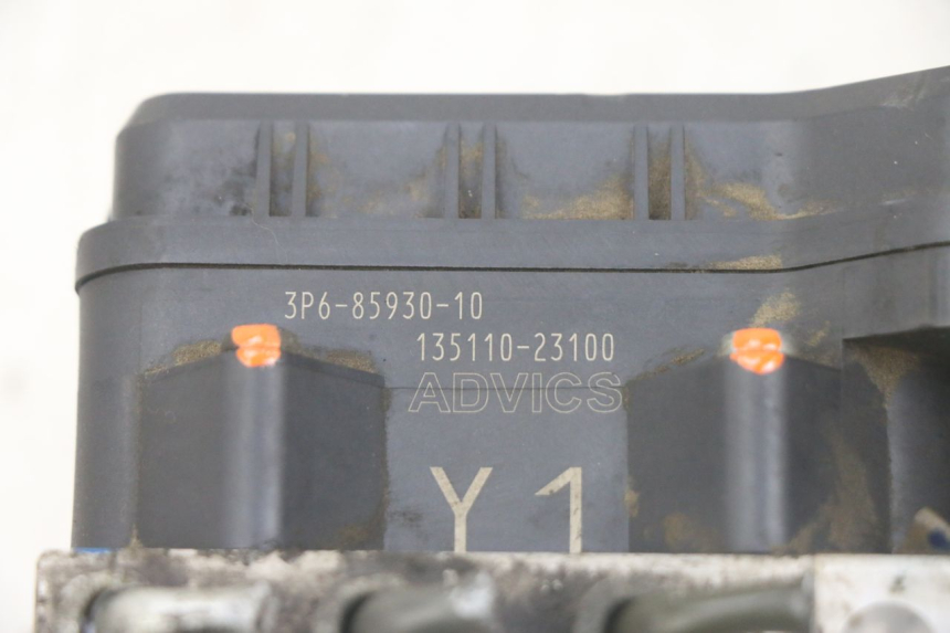 photo de ABS-POMP YAMAHA FJR ABS 1300 (2006 - 2012) - Zoom op gebruiksstaat