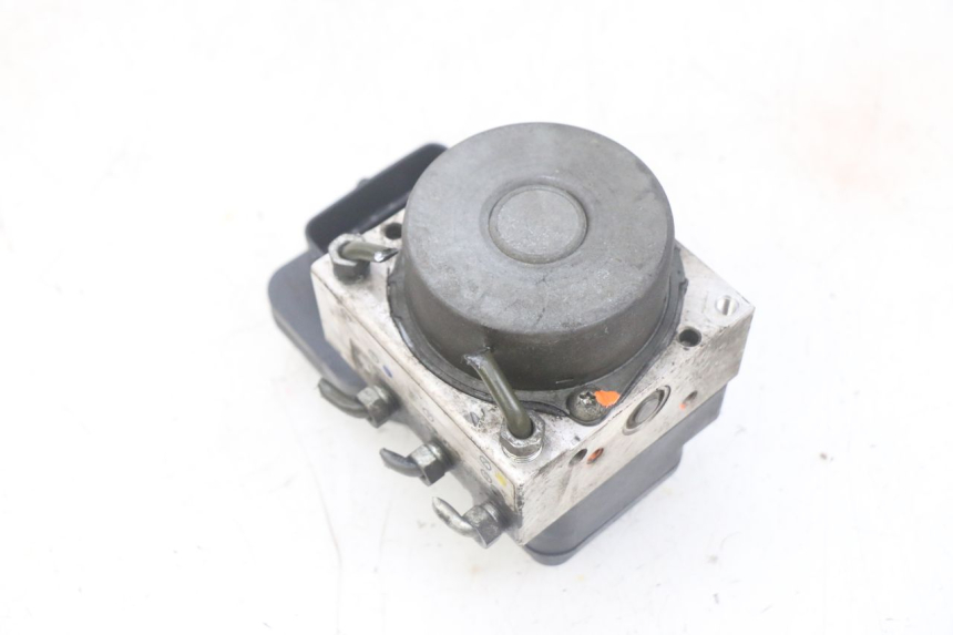 photo de ABS-POMP YAMAHA FJR ABS 1300 (2006 - 2012) - Bevestigingspunten