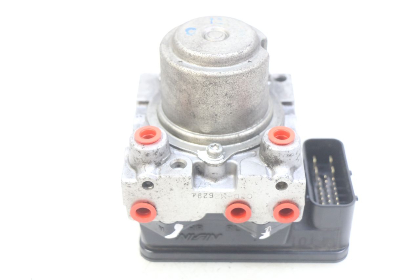 photo de ABS-POMP HONDA FJS SILVERWING SILVER WING 400 (2009 - 2016) - Hoofdaanzicht